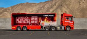 Unidad móvil de Mapfre para entrenamiento en prevención de riesgos laborales