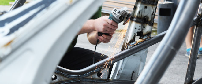 El absentismo laboral cuesta 720 millones al año a los proveedores de automoción Mimzy Grinding 2755562